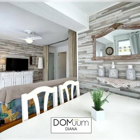 Domuum Holidays - Diana Family Apartment Salou