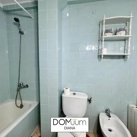 Domuum Holidays - Diana Family Apartment